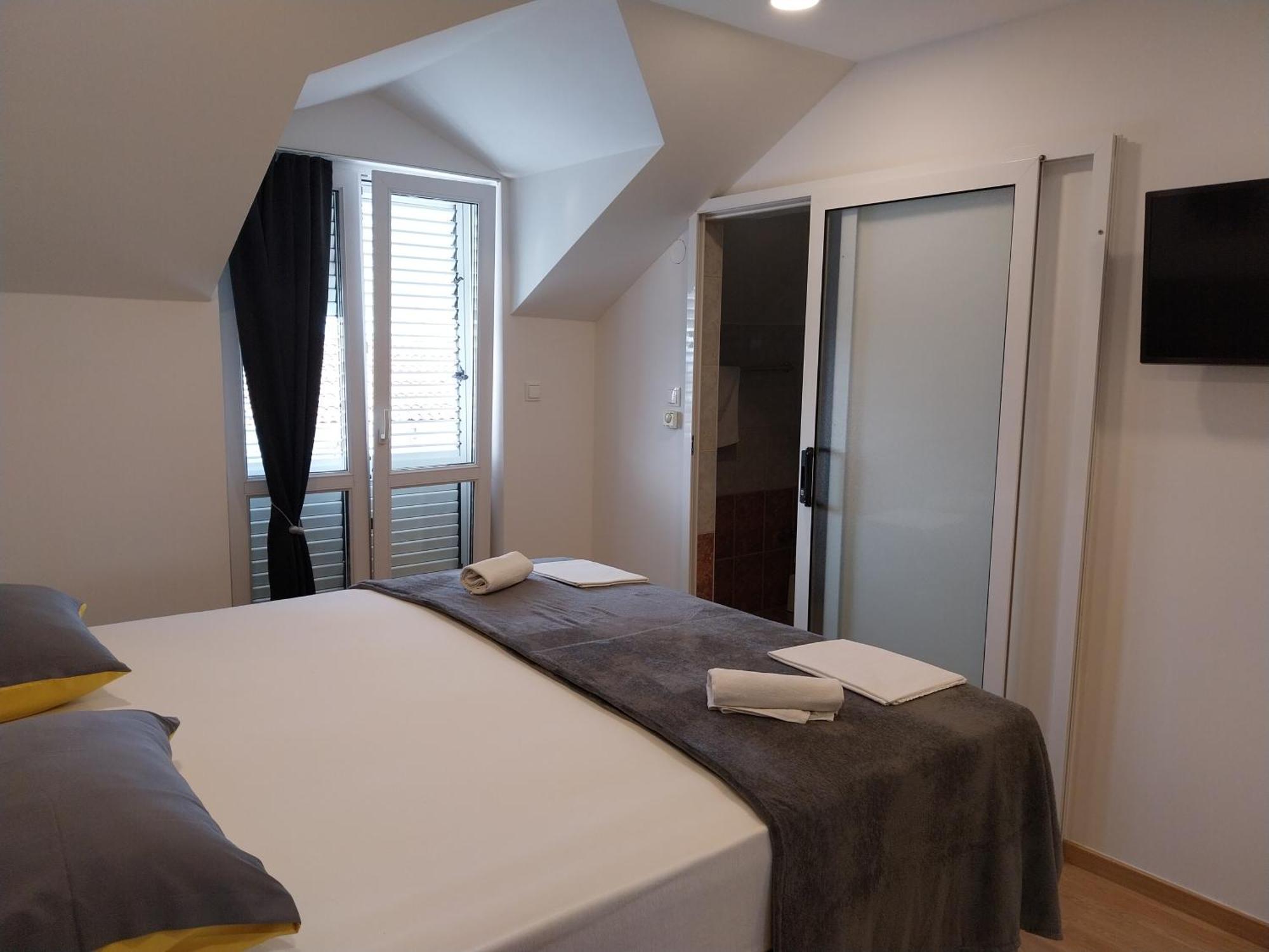 Apartments Rose Loboja Makarska Exterior photo